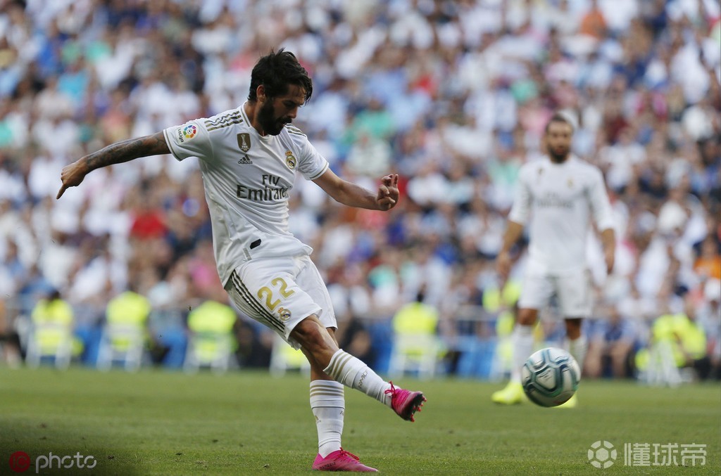 爱游戏官网网页版入口-多特蒙德内部会议纪要流出：今晨迎来里程碑，国王杯使命明确，更衣室氛围转暖(多特蒙德2012夏训)