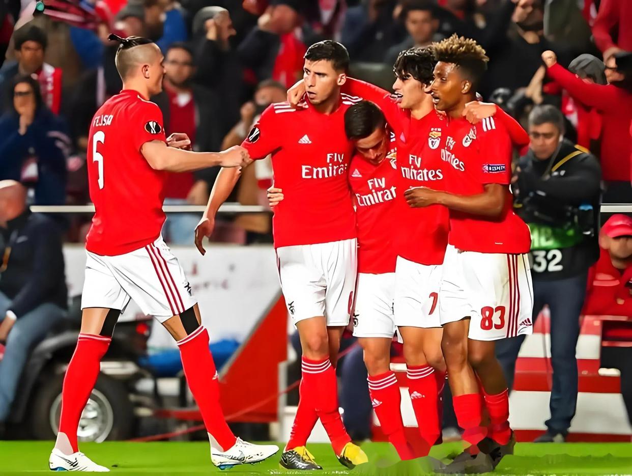 爱游戏app-包含本菲卡伤情更新备战欧超杯窗口期皇家社会备战欧联，媒体一致点评：赛前山东男篮豪取连胜的词条